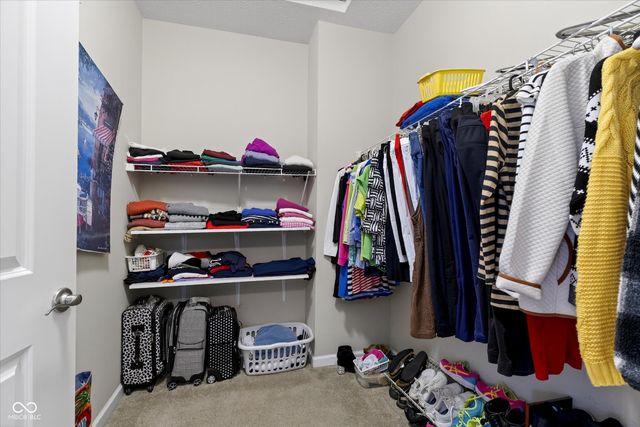 439 Dylan Drive, Avon, IN 46123