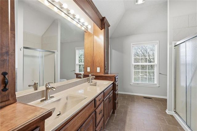 402 Shannon Avenue, Smithville, MO 64089