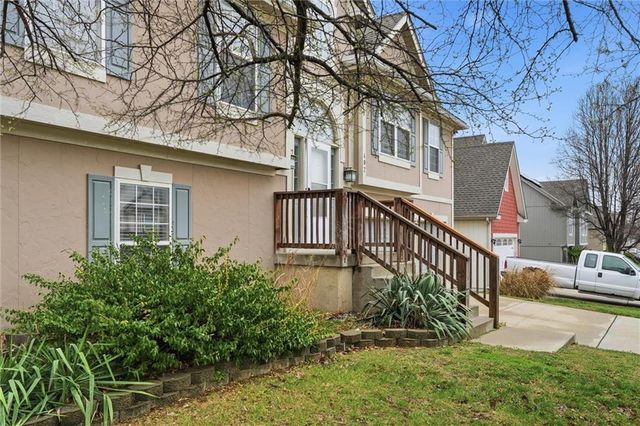 402 Shannon Avenue, Smithville, MO 64089