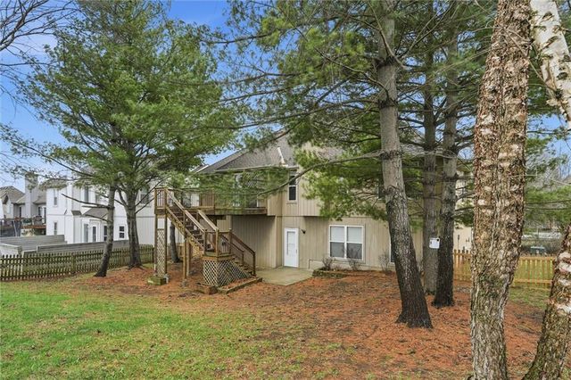 402 Shannon Avenue, Smithville, MO 64089