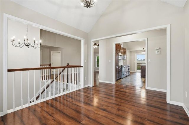 402 Shannon Avenue, Smithville, MO 64089