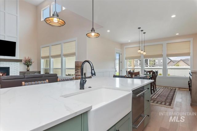 9351 W Sooty Grouse Ct, Boise, ID 83714