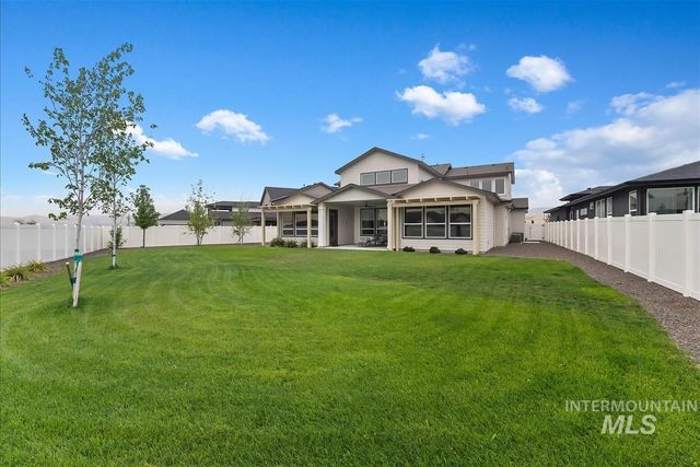 9351 W Sooty Grouse Ct, Boise, ID 83714
