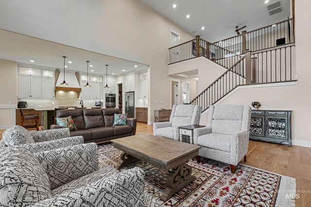 9351 W Sooty Grouse Ct, Boise, ID 83714