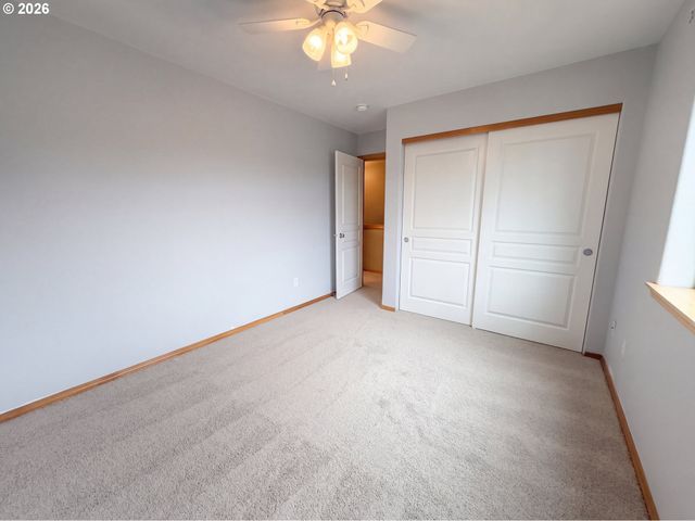 146 Ne AMERICAN Dr, Mc Minnville, OR 97128