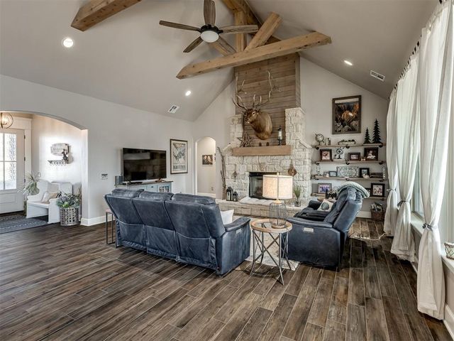 962 County Street 2983, Blanchard, OK 73010