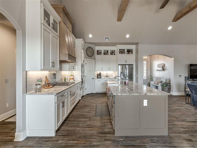 962 County Street 2983, Blanchard, OK 73010