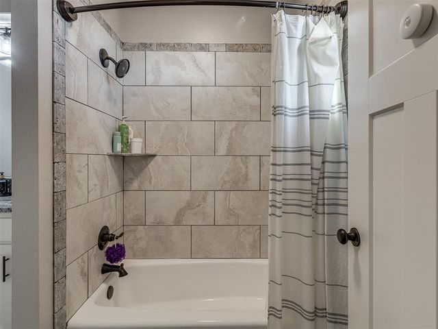 962 County Street 2983, Blanchard, OK 73010