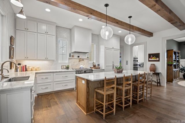 2113 SABLE OAKS, Bryant, AR 72022