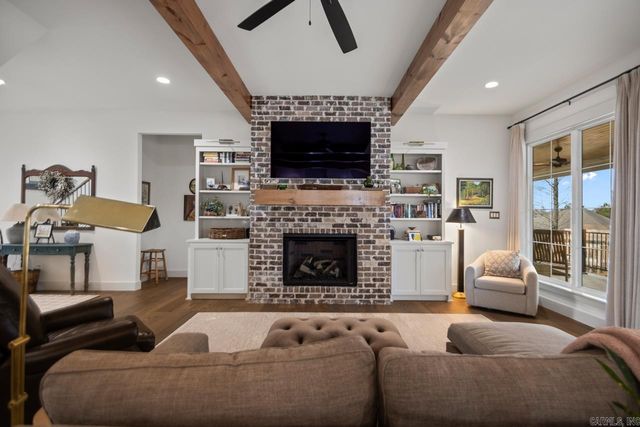 2113 SABLE OAKS, Bryant, AR 72022