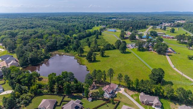 2113 SABLE OAKS, Bryant, AR 72022