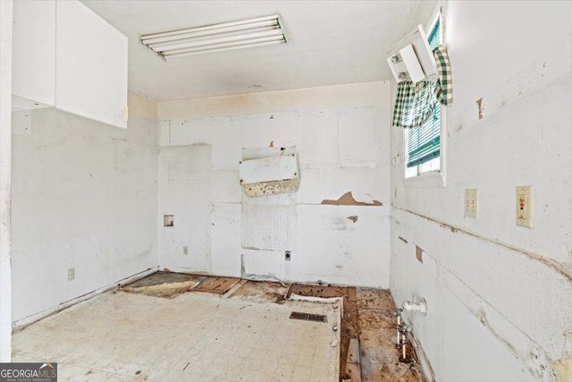 202 Sam House Road, Bremen, GA 30110