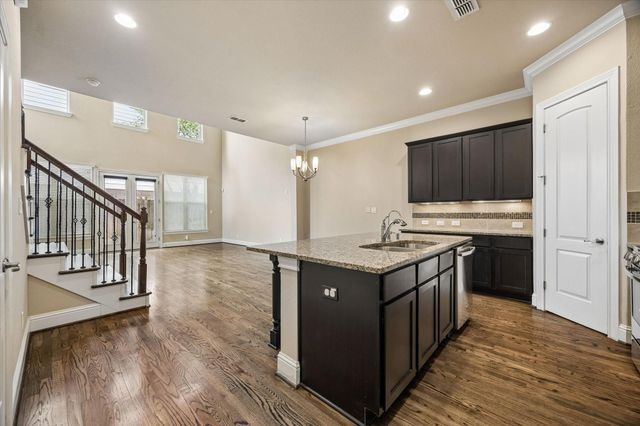 2611 Shady Woods Lane, Houston, TX 77008