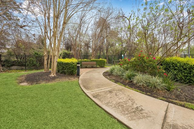 2611 Shady Woods Lane, Houston, TX 77008