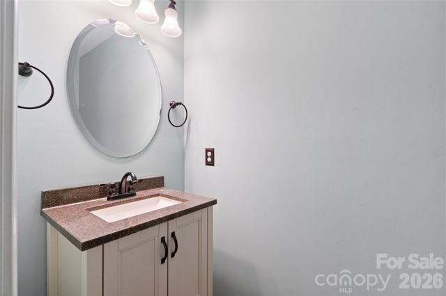 3086 Caldwell Ridge Parkway, Charlotte, NC 28213