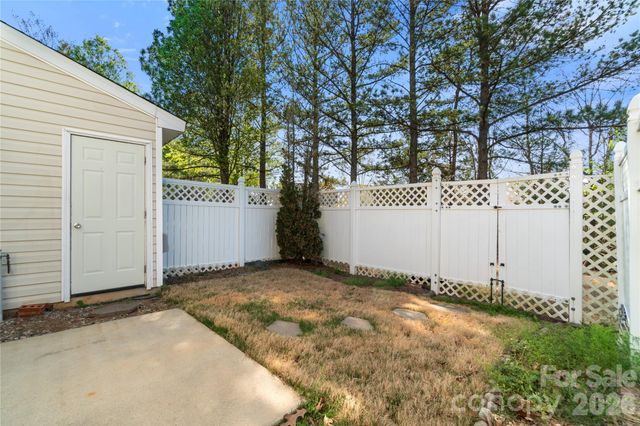 3086 Caldwell Ridge Parkway, Charlotte, NC 28213