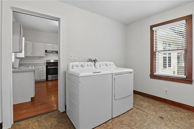 715 N 10th Street, Leavenworth, KS 66048