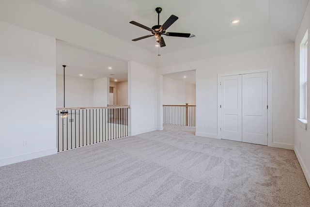 153 Peninsula Point Drive, Montgomery, TX 77356