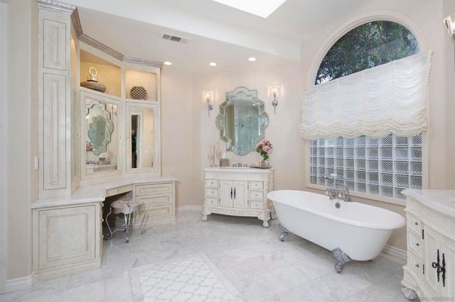 15448 Pimlico Corte, Rancho Santa Fe, CA 92067
