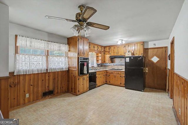 4455 Hillpine Road, Forest Park, GA 30297