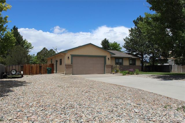 109 S Chi Chi Drive, Pueblo, CO 81007