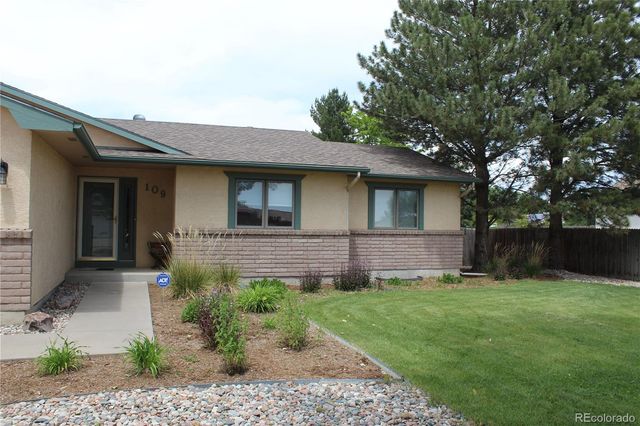 109 S Chi Chi Drive, Pueblo, CO 81007