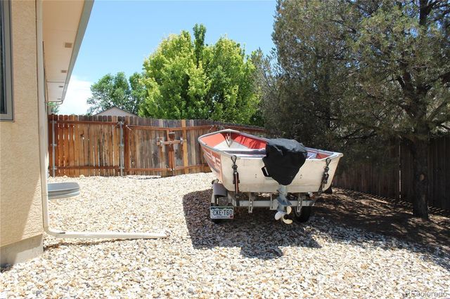 109 S Chi Chi Drive, Pueblo, CO 81007