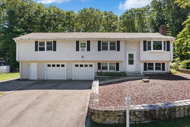 59 Southgate Rd, Franklin, MA 02038