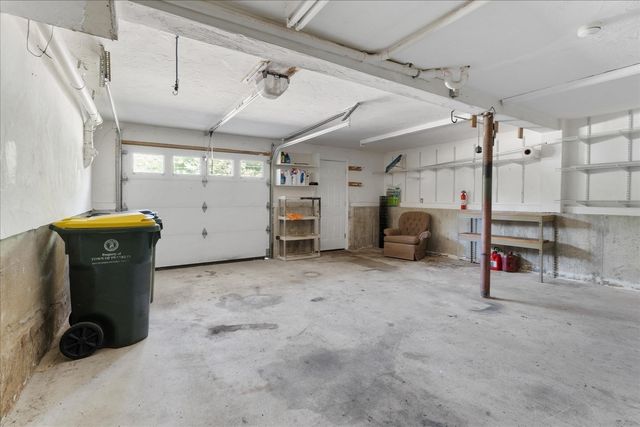 59 Southgate Rd, Franklin, MA 02038