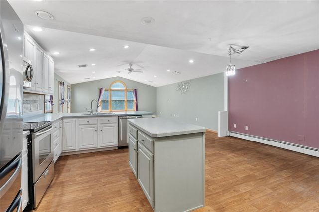 59 Southgate Rd, Franklin, MA 02038