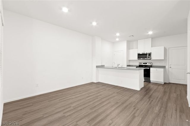 491 Waterfall Cove Court, Henderson, NV 89002