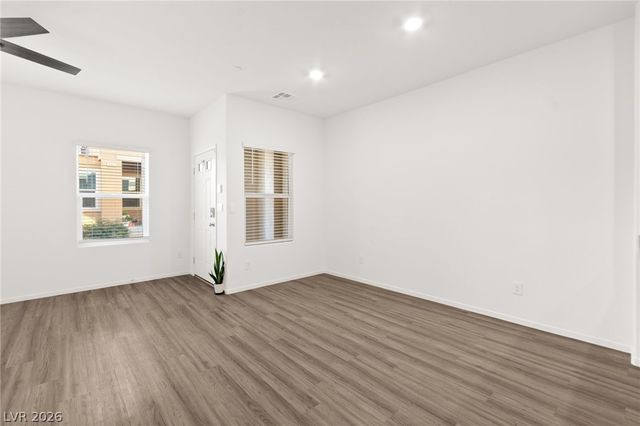 491 Waterfall Cove Court, Henderson, NV 89002