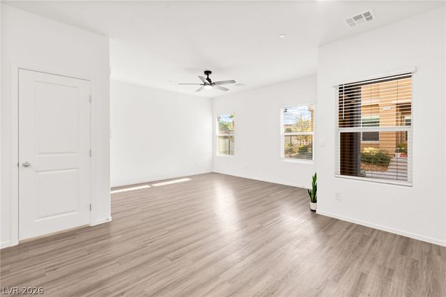 491 Waterfall Cove Court, Henderson, NV 89002