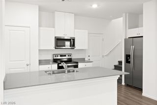 491 Waterfall Cove Court, Henderson, NV 89002