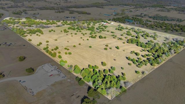 15223 S Fm 372, Valley View, TX 76272