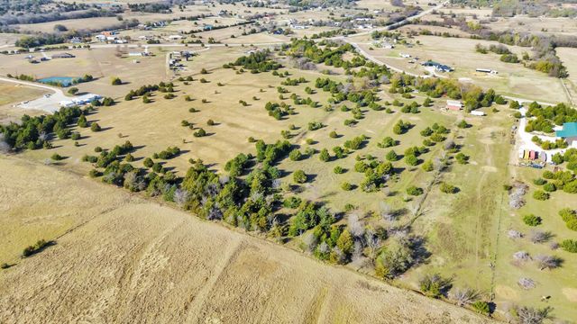 15223 S Fm 372, Valley View, TX 76272