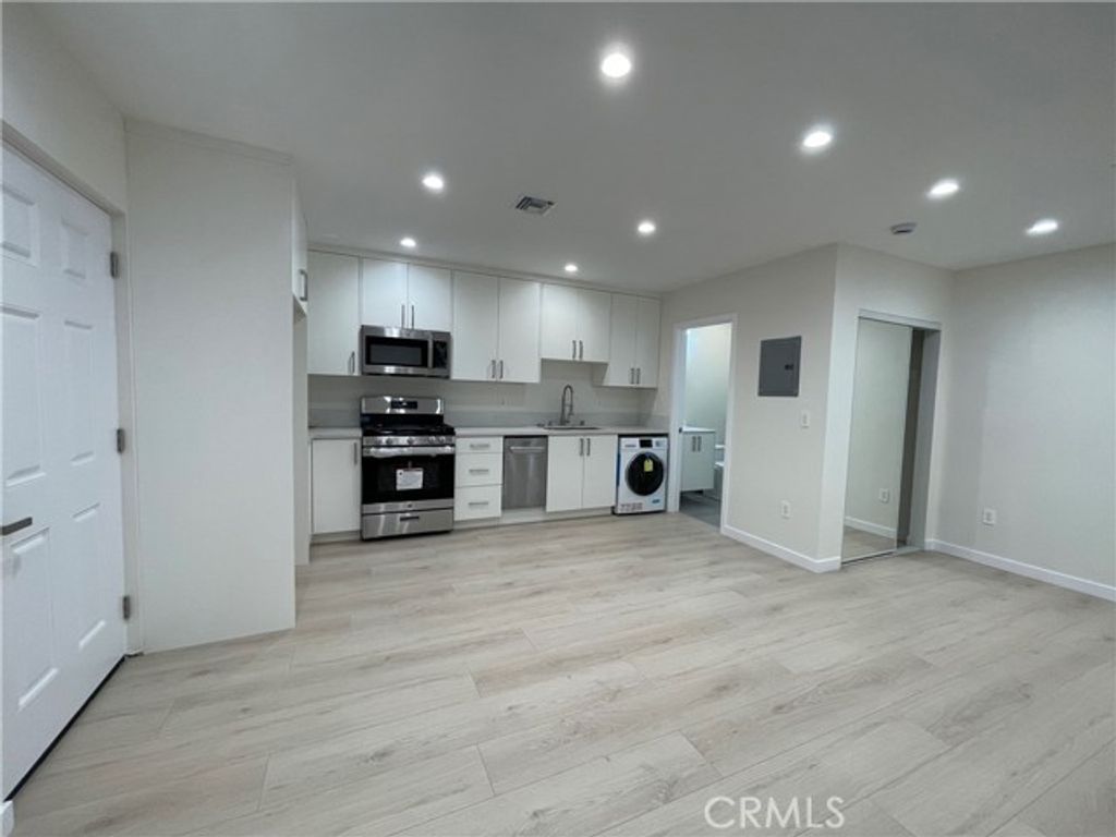 1206 E Harvard Street E, Glendale, CA 91205