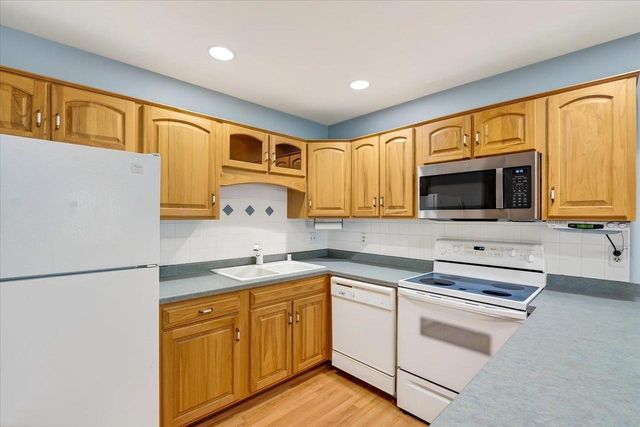 1717 Prairie Road, Madison, WI 53711