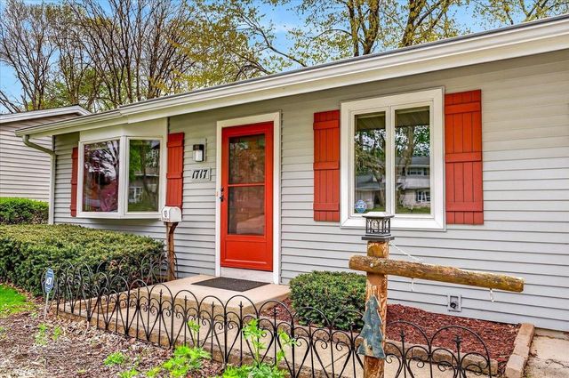 1717 Prairie Road, Madison, WI 53711