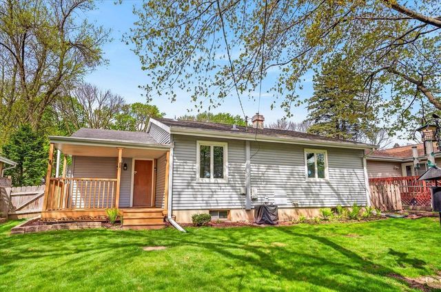 1717 Prairie Road, Madison, WI 53711