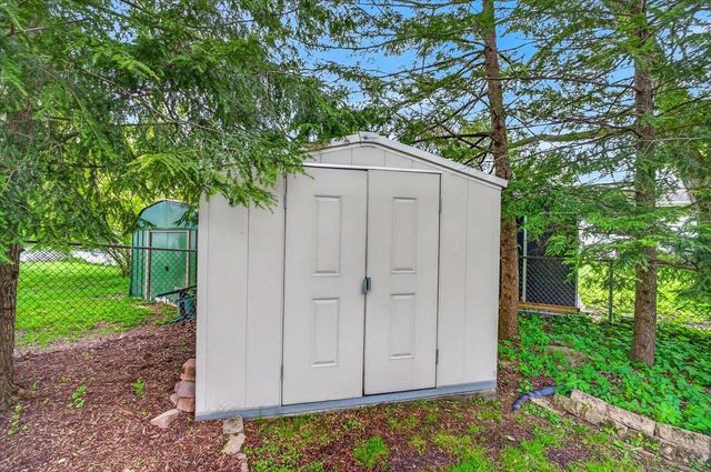 1717 Prairie Road, Madison, WI 53711