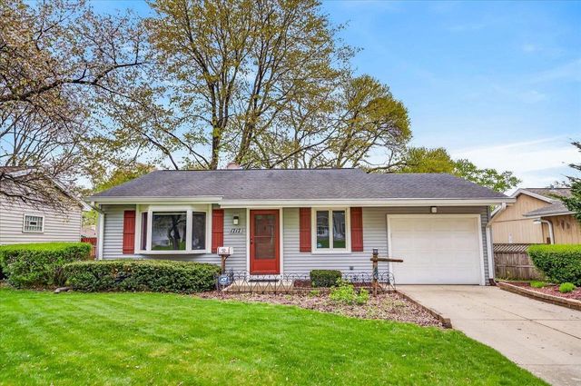 1717 Prairie Road, Madison, WI 53711