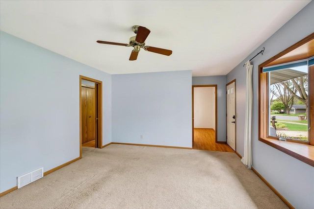 1717 Prairie Road, Madison, WI 53711