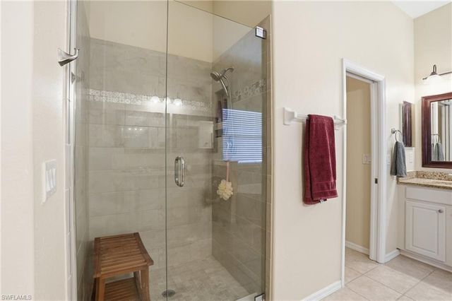 9729 Gladiolus Bulb LOOP, Fort Myers, FL 33908