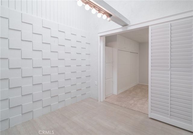 1880 St John Rd Mut 15, 33B, Seal Beach, CA 90740