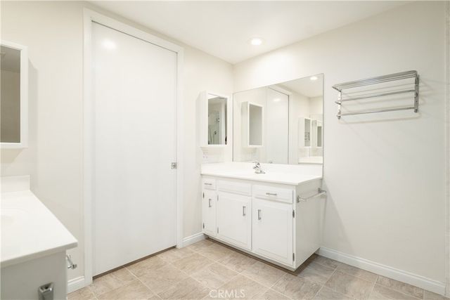 1880 St John Rd Mut 15, 33B, Seal Beach, CA 90740