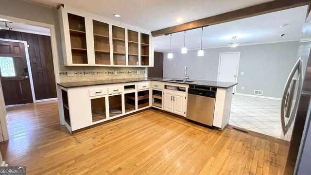 94 Stone Mill Lane NW, Marietta, GA 30064