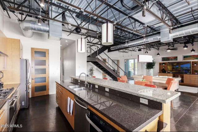 7020 E 1ST Avenue, Scottsdale, AZ 85251