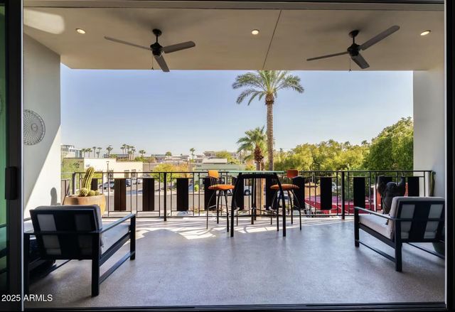 7020 E 1ST Avenue, Scottsdale, AZ 85251