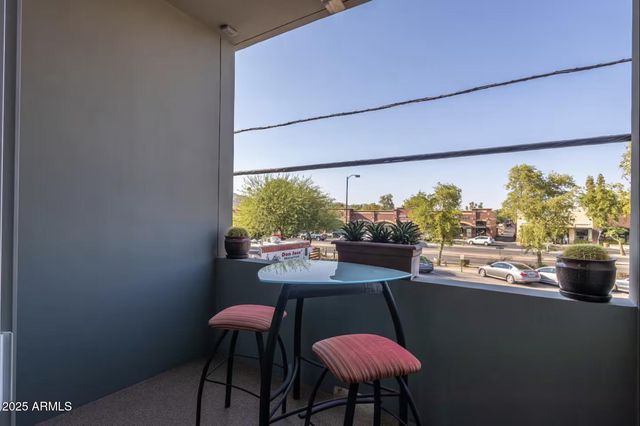 7020 E 1ST Avenue, Scottsdale, AZ 85251